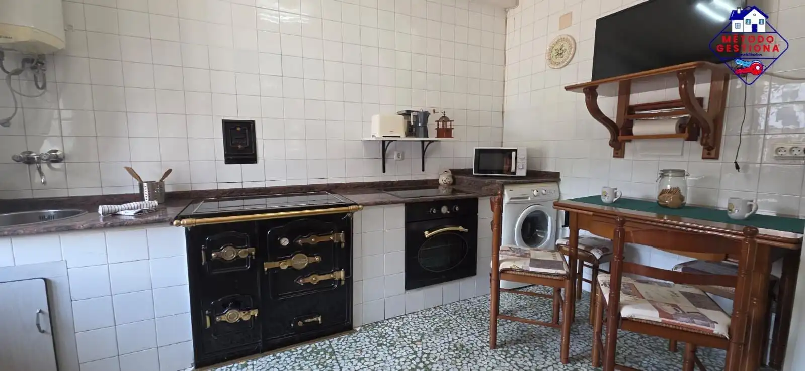 Cuina de Casa o xalet en venda en Cabuérniga amb Balcó