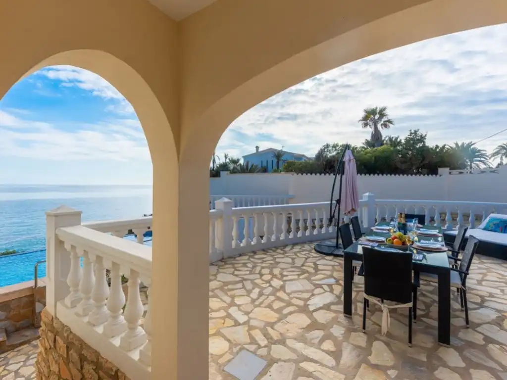 Houses for sale in Carrer d'Holanda, 12, Pueblo Español - Coveta Fumá