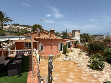 Villa mit Pool zum Verkauf in Partida Cometa III