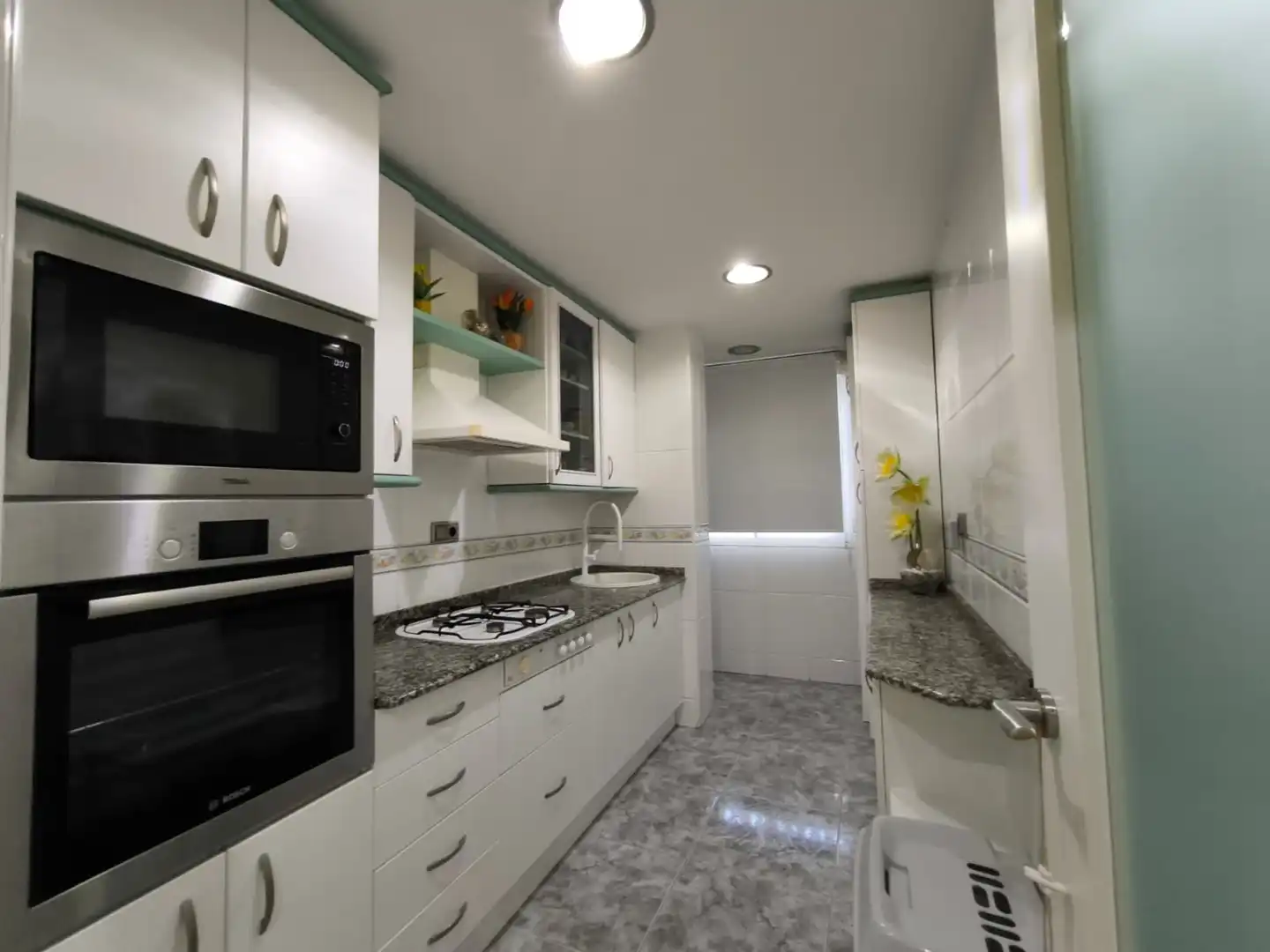 Küche von Wohnung zum Verkauf in Murcia mit Klimaanlage, Heizung und Abstellraum