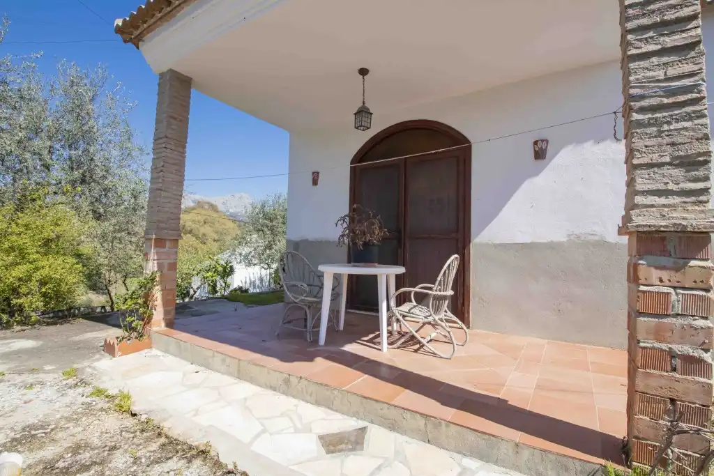 Casa rústica con piscina en venta en Riogordo, imagen 9
