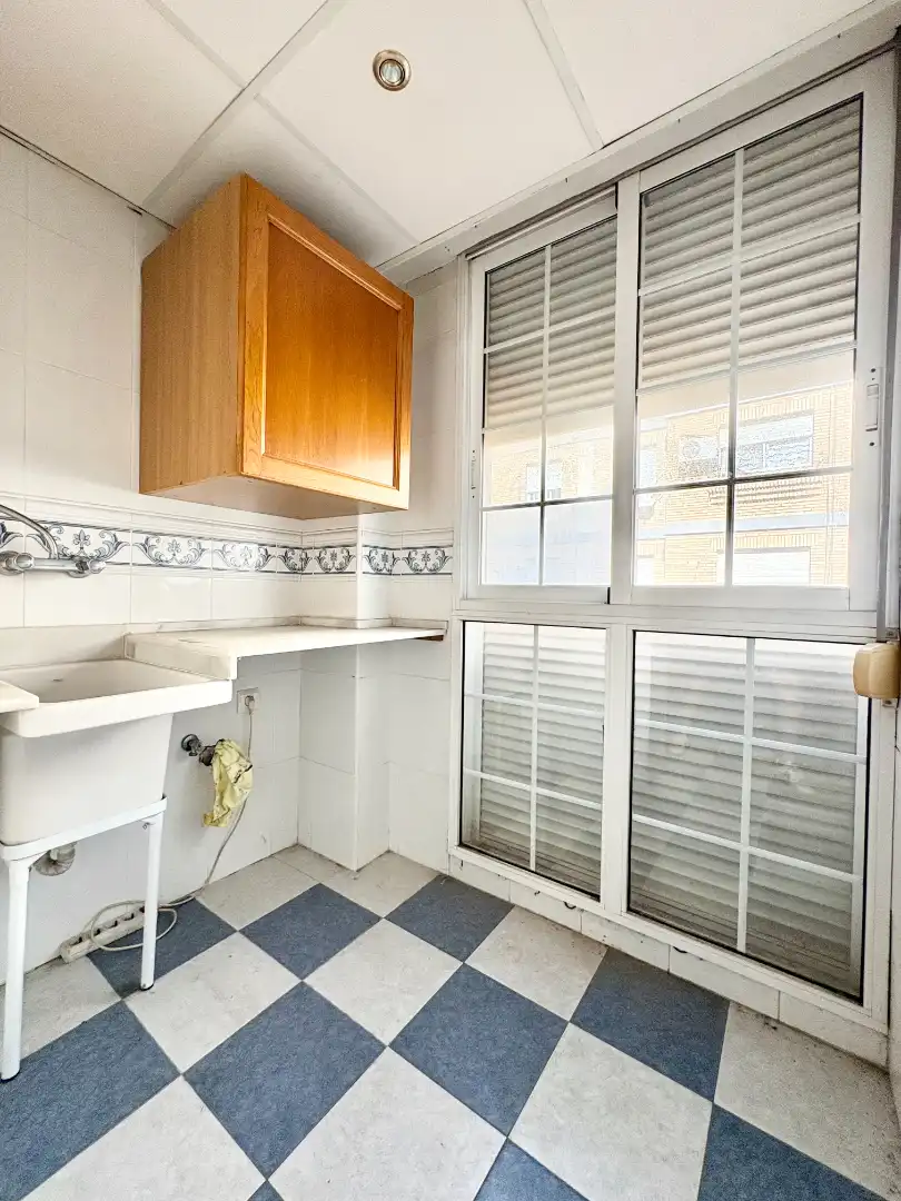 Kitchen of Flat for sale in Alfafar  with Oven