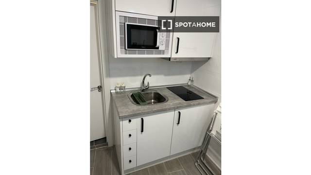 Piso en Alquiler en Universidad - Malasaña