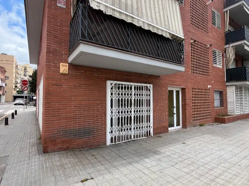 Local comercial en alquiler en Carrer del Doctor Gimbernat 27, imagen 3