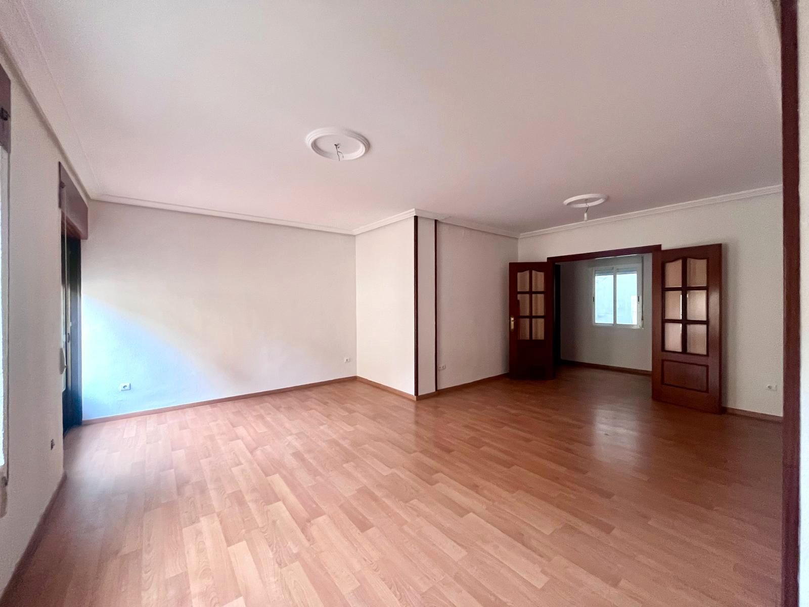 Living room of Flat for sale in Úbeda  with Balcony