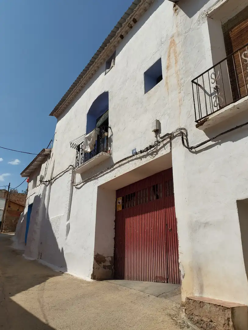 Vista exterior de Finca rústica en venta en Olvés con Calefacción, Terraza y Amueblado