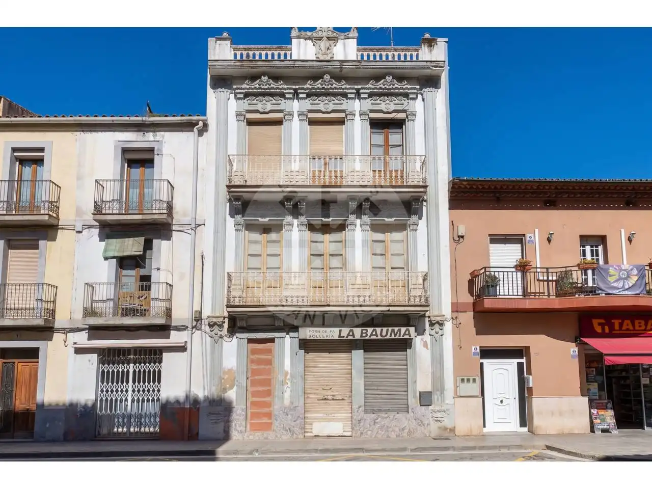 Vista exterior de Edificio en venta en Castellbell i el Vilar