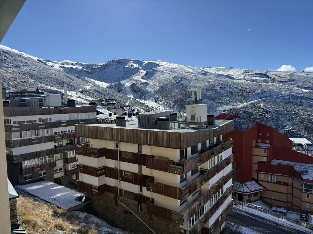 Exterior view of Study for sale in Sierra Nevada