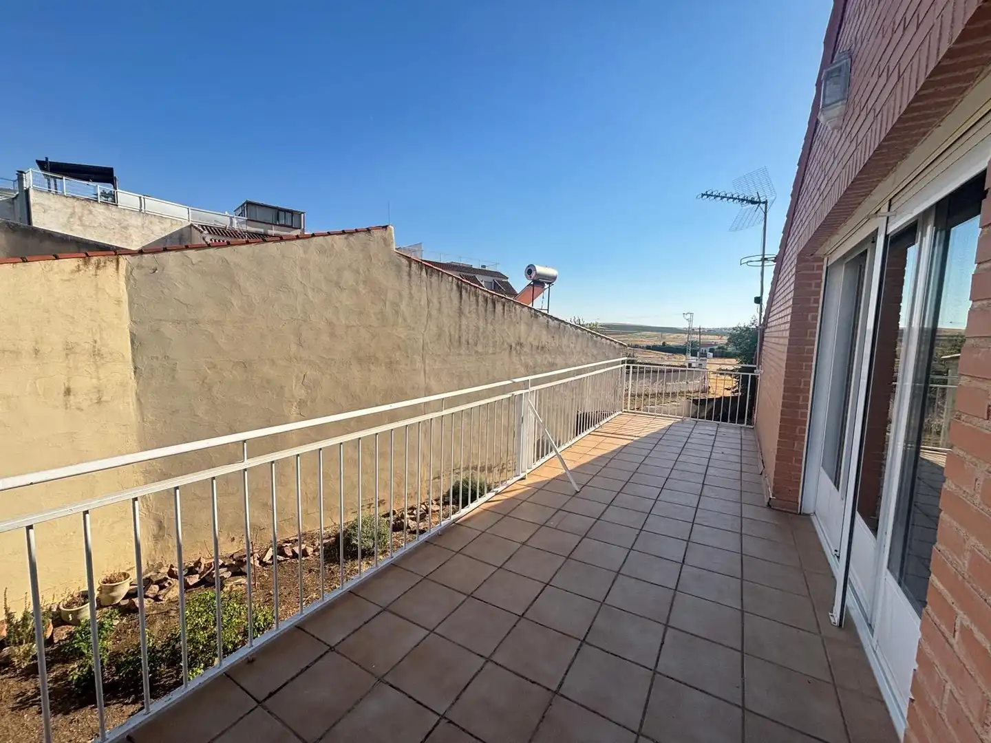 Detached house with terrace for sale in Área Rural-Valverde-Las Casas, imagen 16