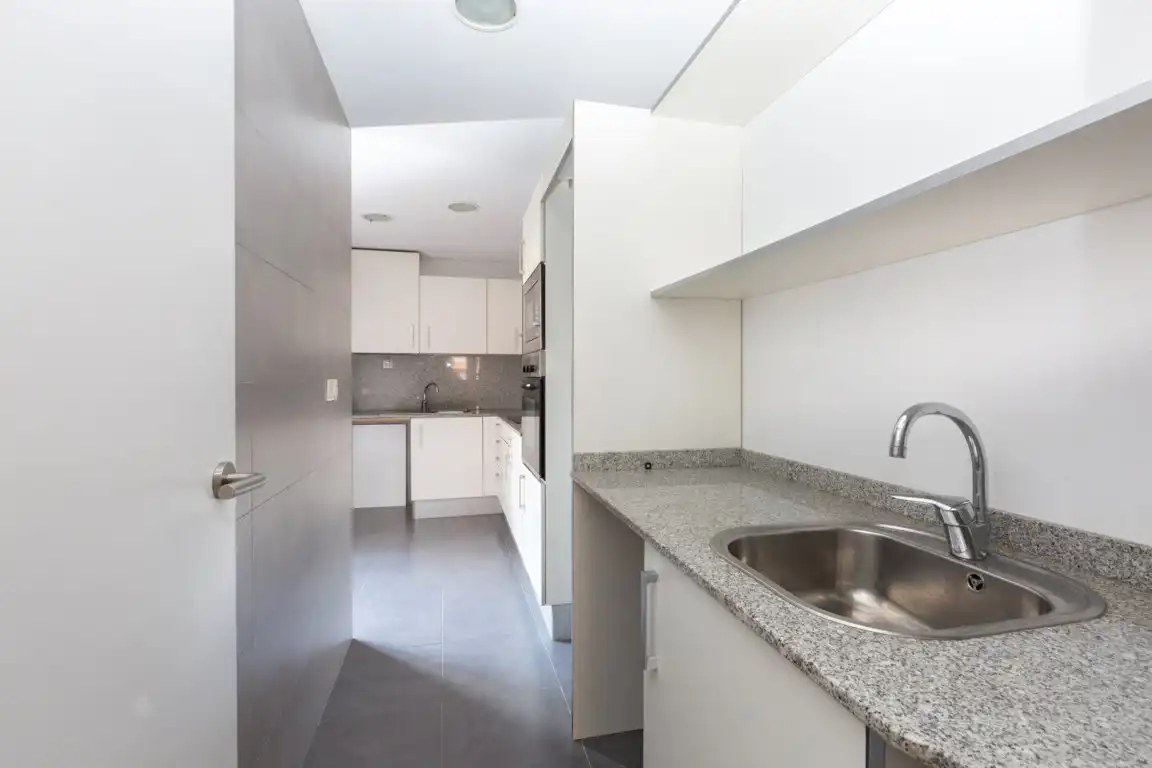 Cocina de Dúplex en venta en Girona con Calefacción, Parquet y Terraza