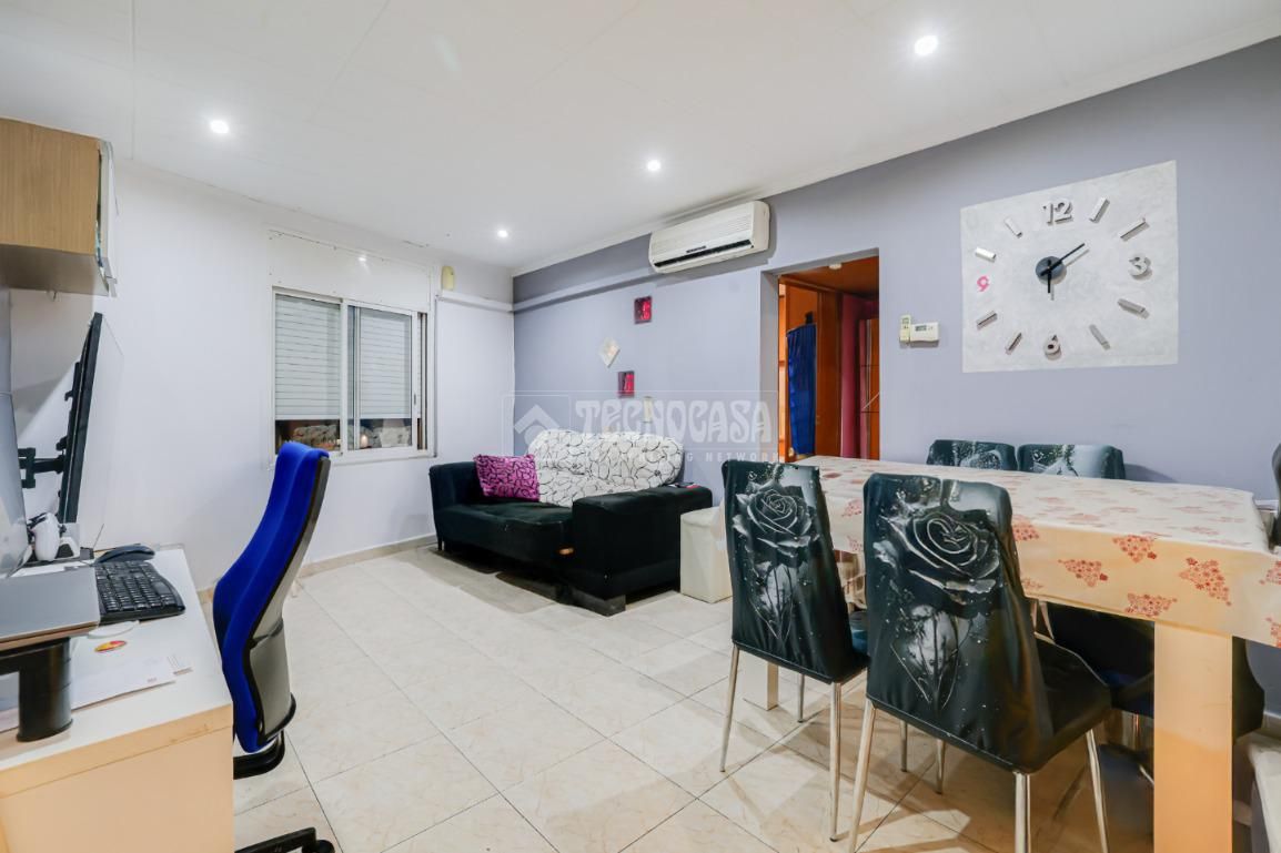 Sala d'estar de Pis en venda en Ripollet amb Aire condicionat i Calefacció