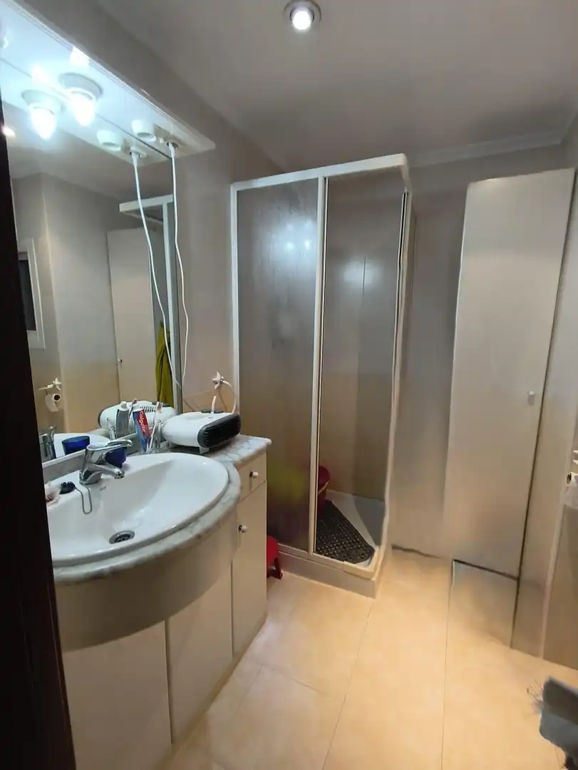 Bathroom of Flat for sale in Bonrepòs i Mirambell