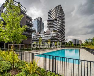 Piscina de Estudi en venda en  Madrid Capital amb Aire condicionat i Terrassa