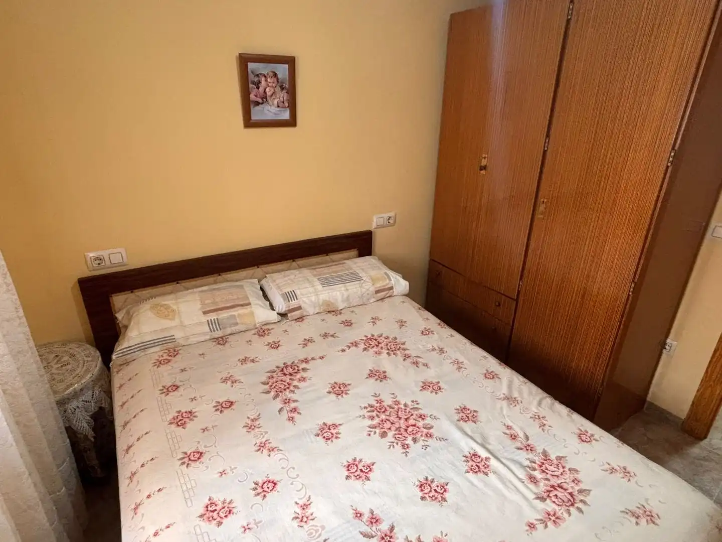 Dormitori de Casa o xalet en venda en Chulilla amb Aire condicionat, Terrassa i Balcó