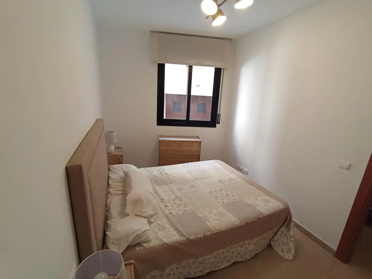 Habitación de Piso en venta en El Perelló con Aire acondicionado y Amueblado