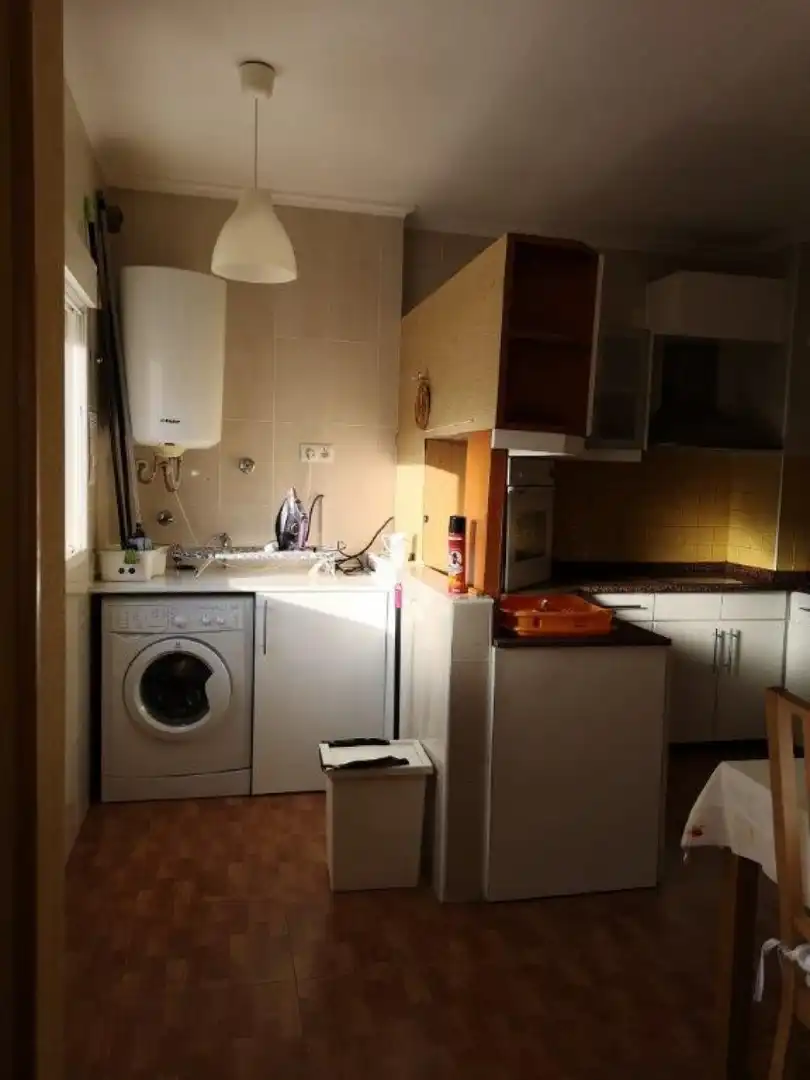 Cocina de Piso para compartir en Cartagena con Aire acondicionado y Parquet