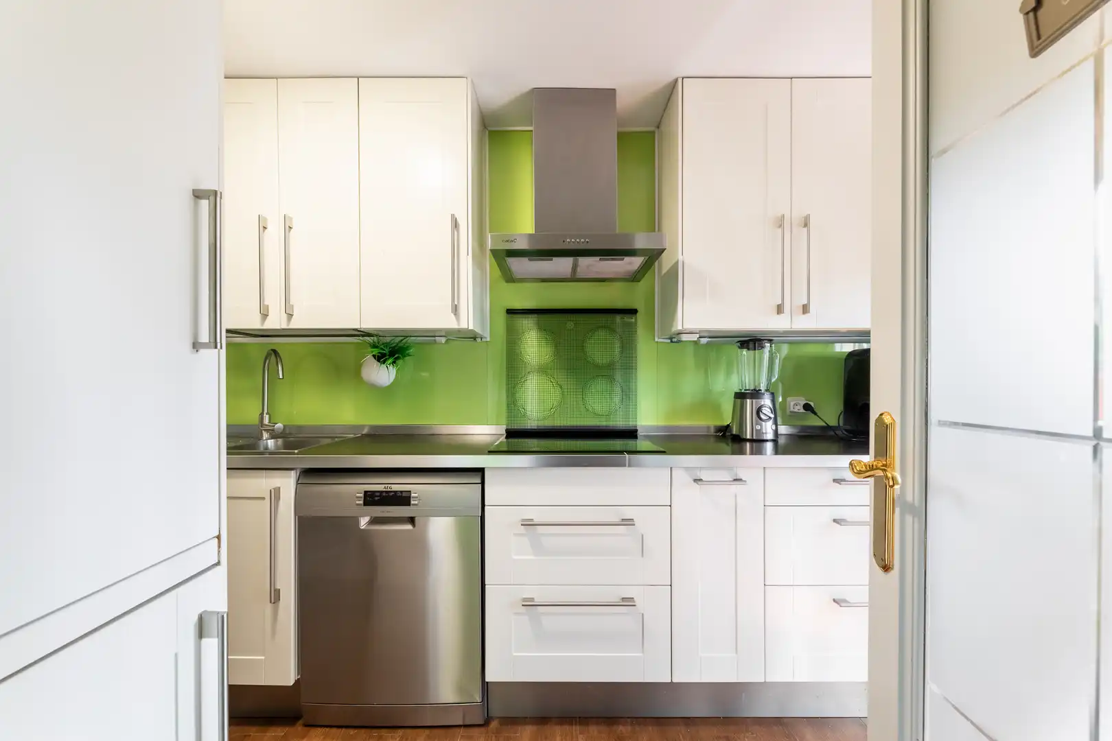 Küche von Haus oder Chalet zum Verkauf in Pozuelo de Alarcón mit Klimaanlage, Heizung und Privatgarten