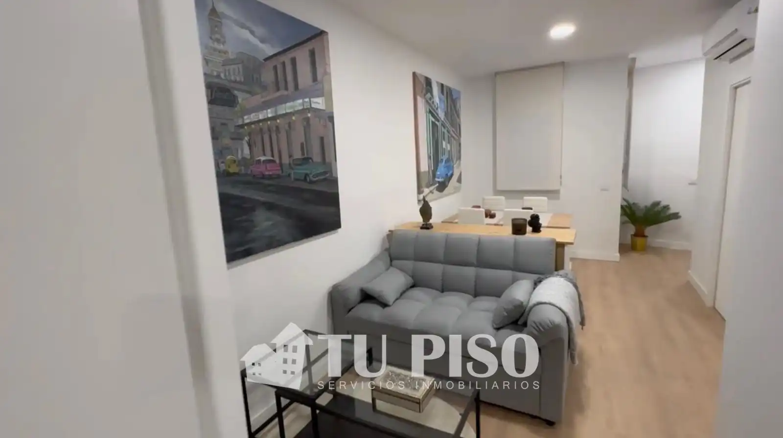 Sala d'estar de Pis en venda en Madrid amb Aire condicionat i Calefacció