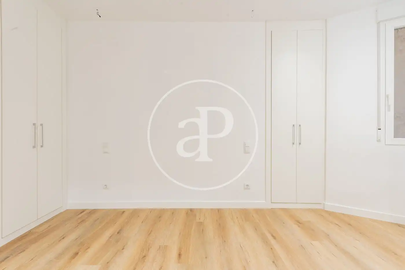 Habitación de Piso en venta en Madrid con Calefacción y Amueblado