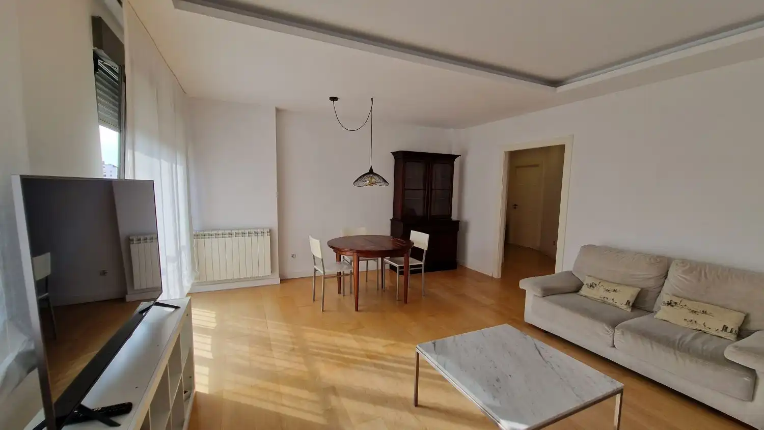 Sala d'estar de Dúplex de lloguer en Torrelavega  amb Calefacció i Balcó