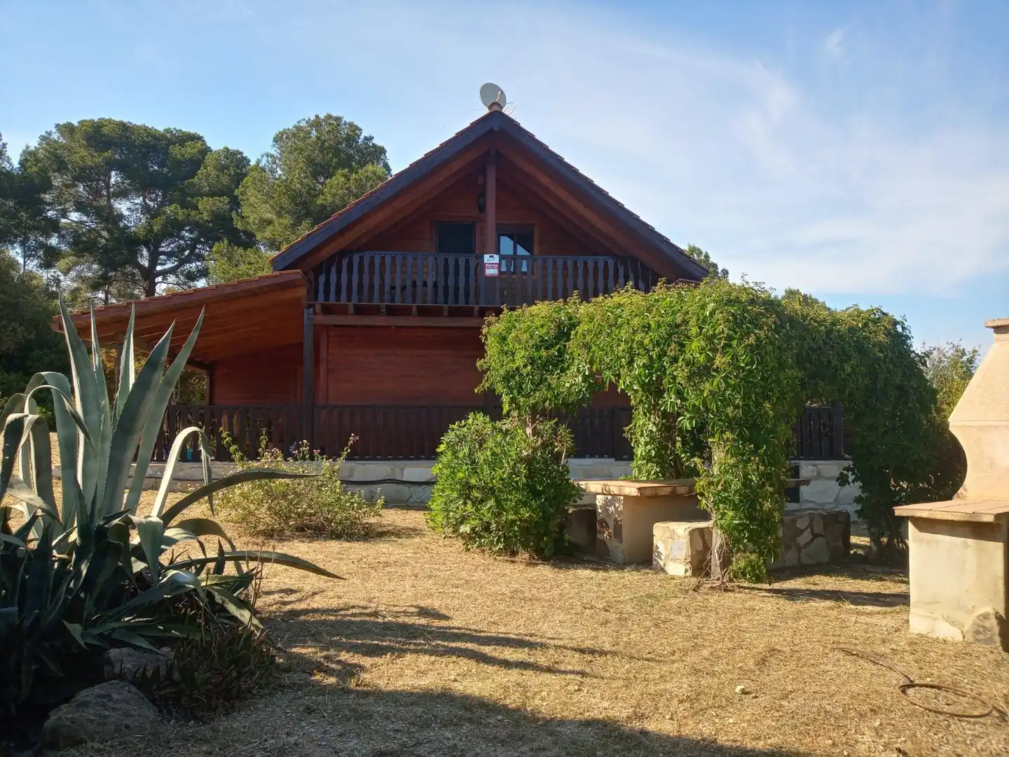 Vista exterior de Casa o chalet en venta en Montserrat con Jardín privado, Parquet y Terraza
