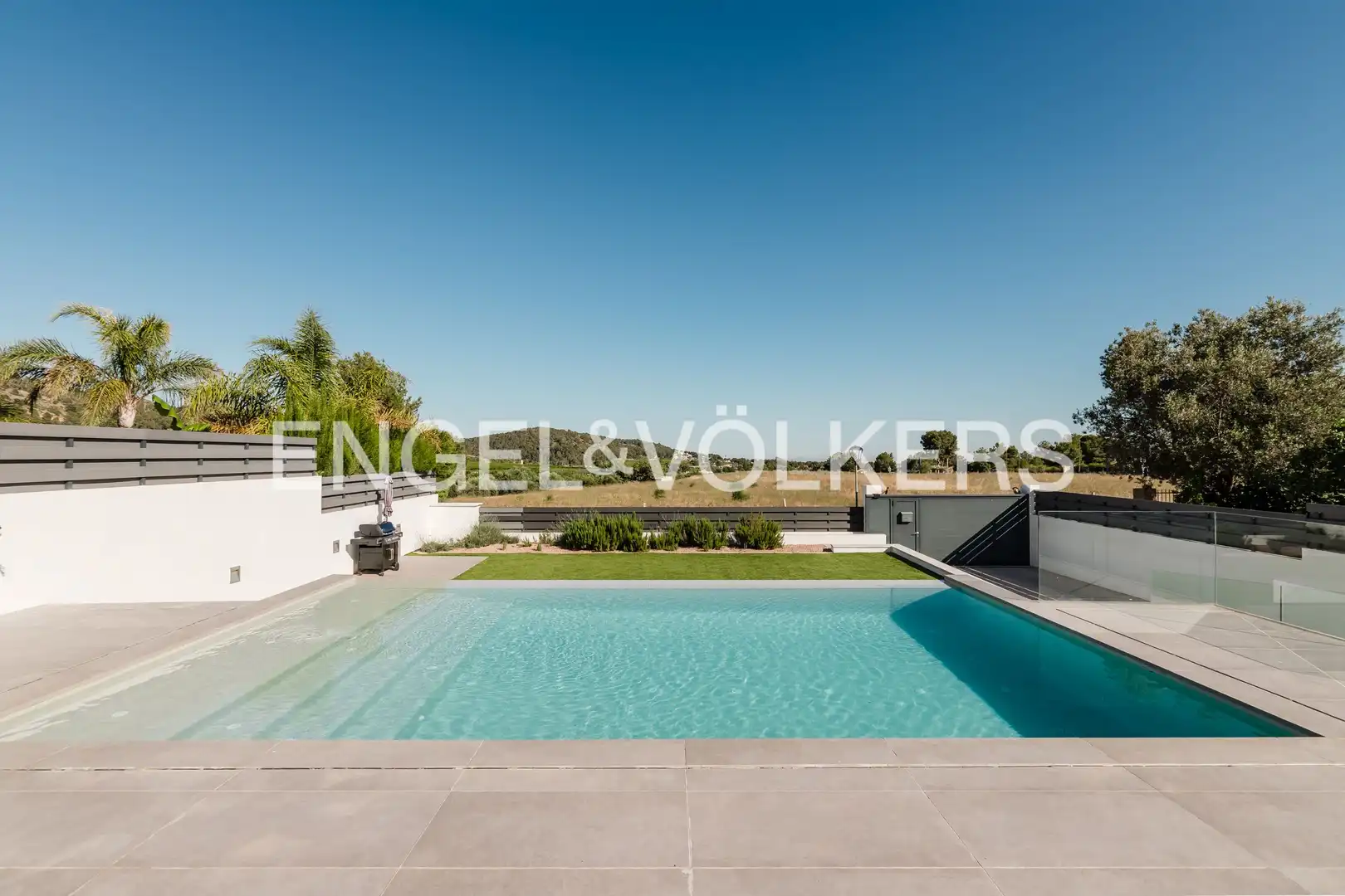 Piscina de Casa o xalet en venda en Náquera amb Aire condicionat, Calefacció i Jardí privat