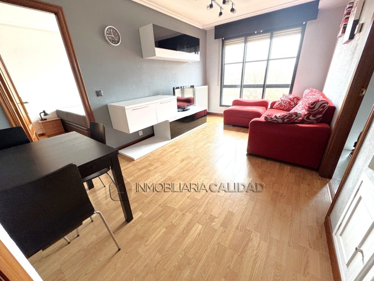 Bedroom of Flat to rent in Burgos Capital  with Heating