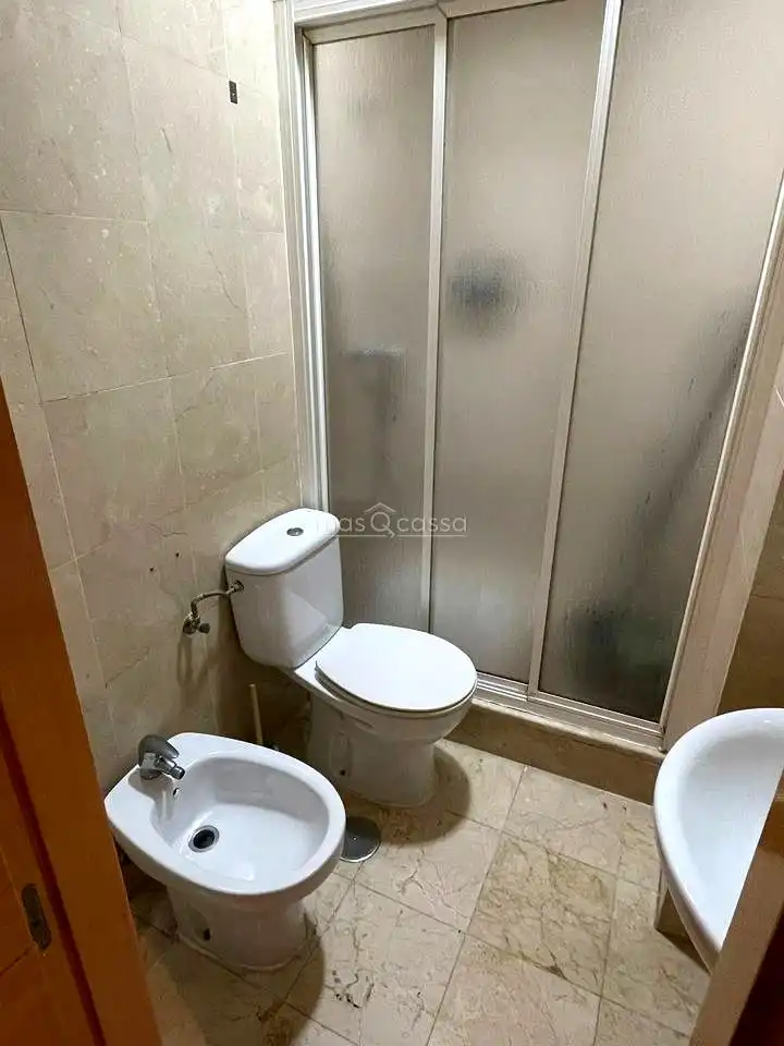 Bathroom of Flat for rent in La Línea de la Concepción