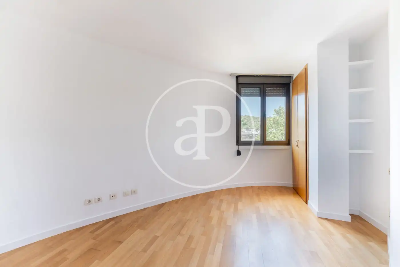 Dormitori de Àtic de lloguer en  Palma de Mallorca amb Aire condicionat, Calefacció i Jardí privat