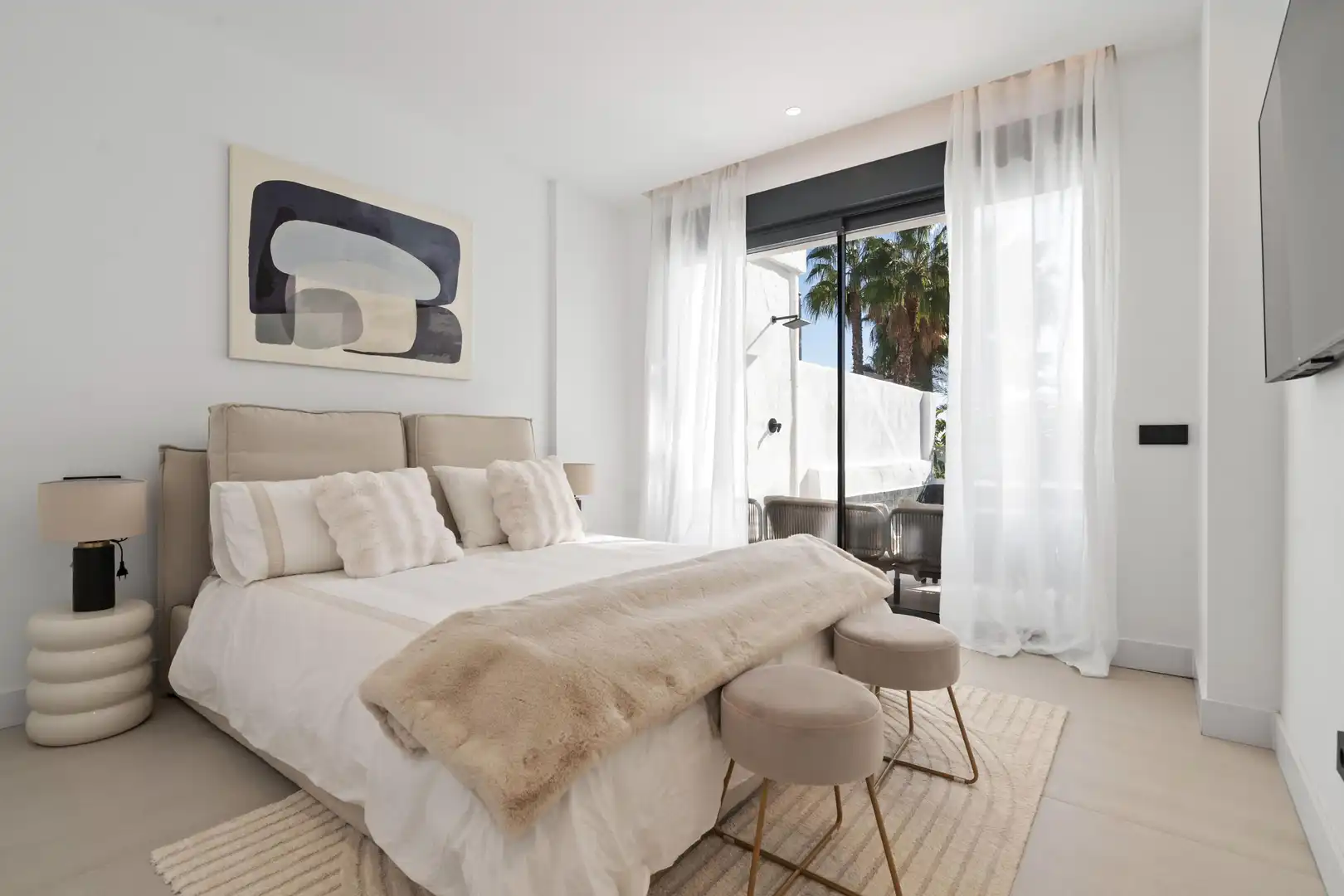 Habitación de Ático en venta en Estepona con Piscina comunitaria