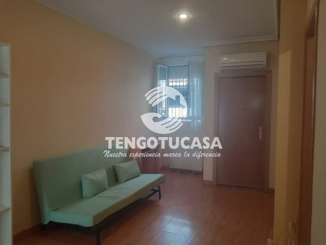 Bedroom of Flat for sale in Madrid  with Air Conditioner