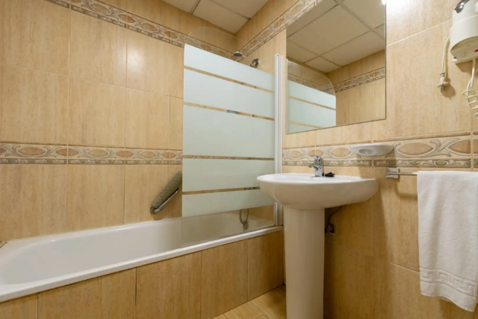 Apartment mit Pool zum Verkauf in Paseo MARITIMO REY DE ESPAÑA, imagen 12