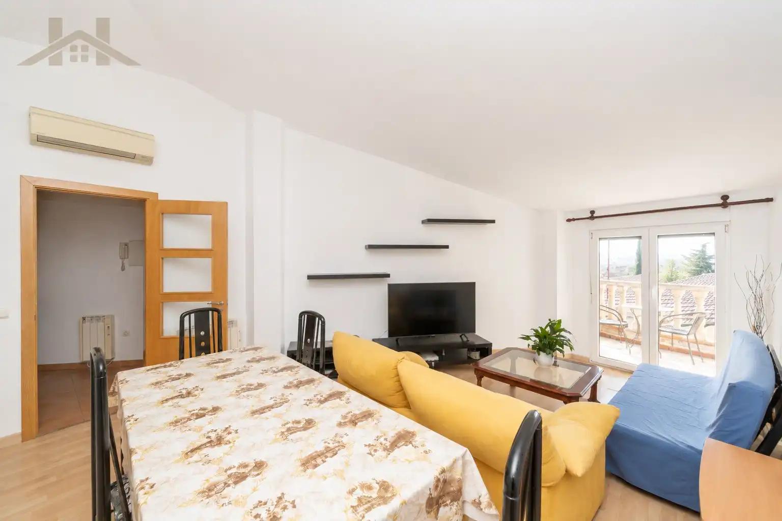Sala de estar de Piso en venta en Valdemorillo con Aire acondicionado, Calefacción y Terraza