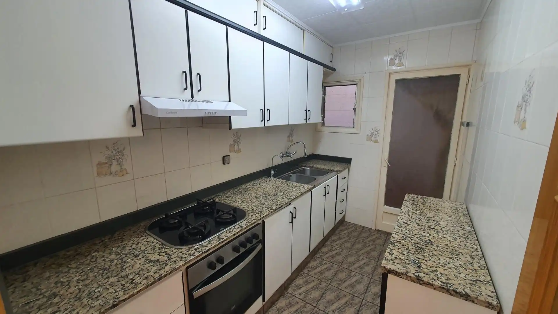 Kitchen of Flat for sale in Canet de Mar  with Air Conditioner, Parquet flooring and Balcony