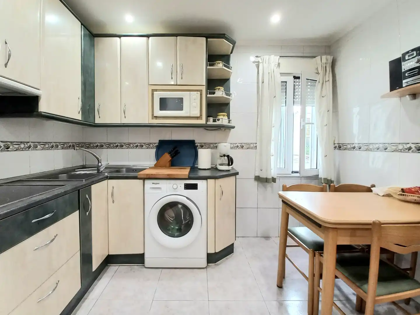 Küche von Wohnung zum Verkauf in Burgos mit Heizung