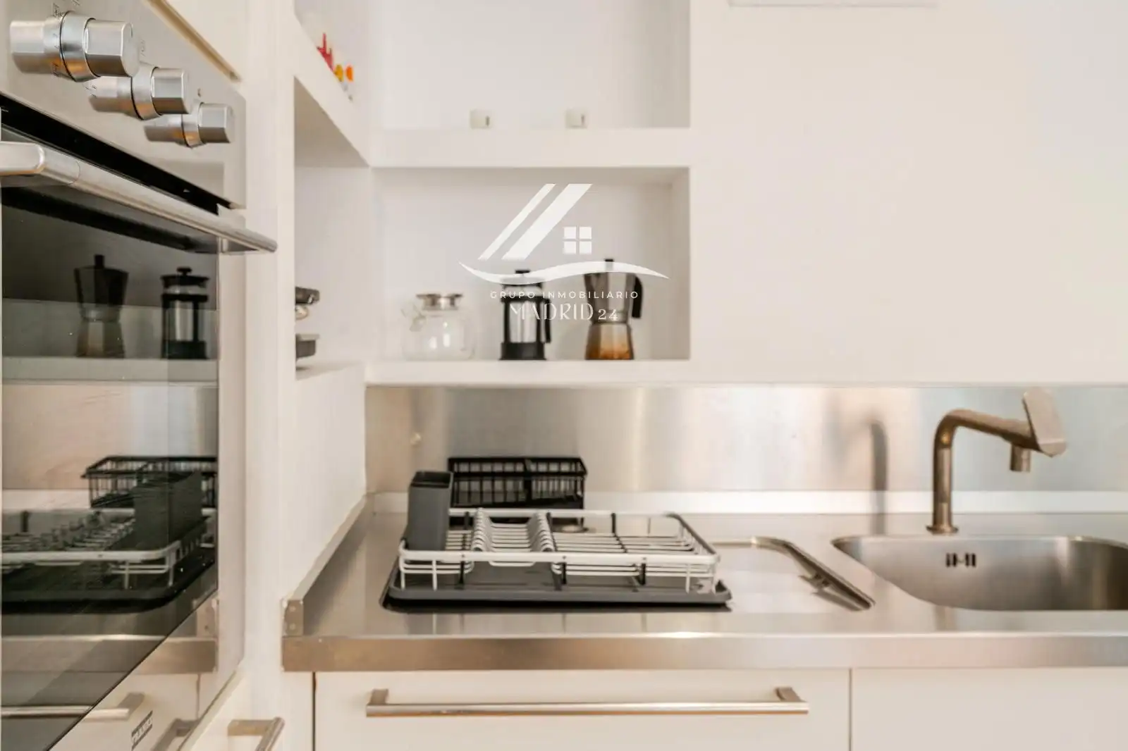 Cocina de Piso de alquiler en Madrid con Aire acondicionado, Calefacción y Amueblado