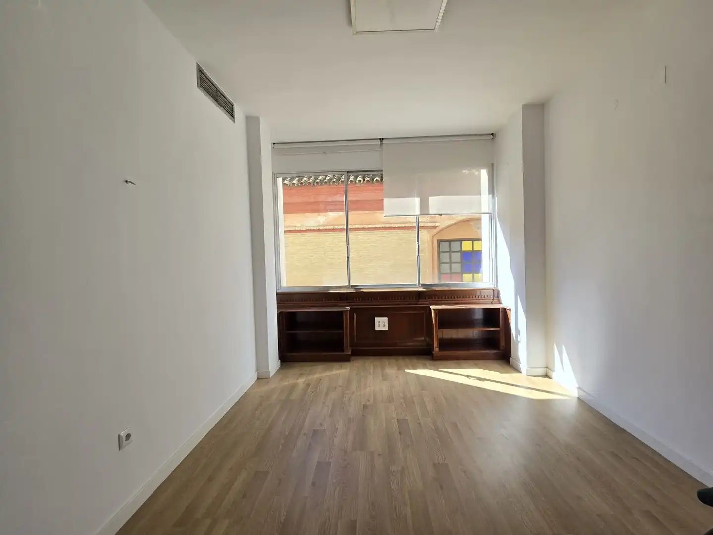 Office for sale in Málaga  with Air Conditioner