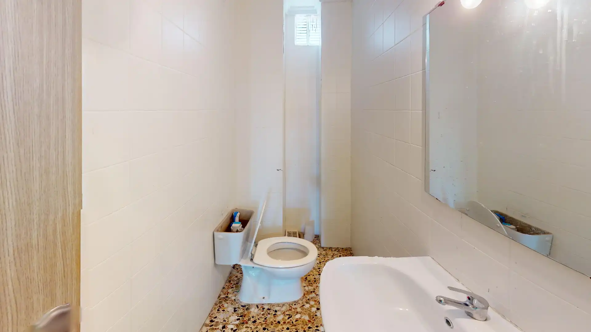 Baño de Piso en venta en Elche / Elx con Amueblado, Horno y Lavadora