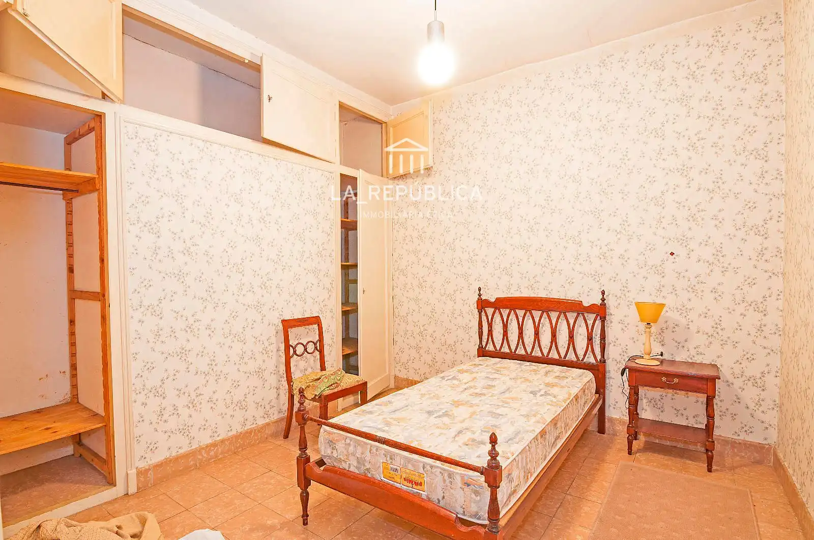 Habitación de Casa o chalet en venta en Mataró con Calefacción, Terraza y Trastero