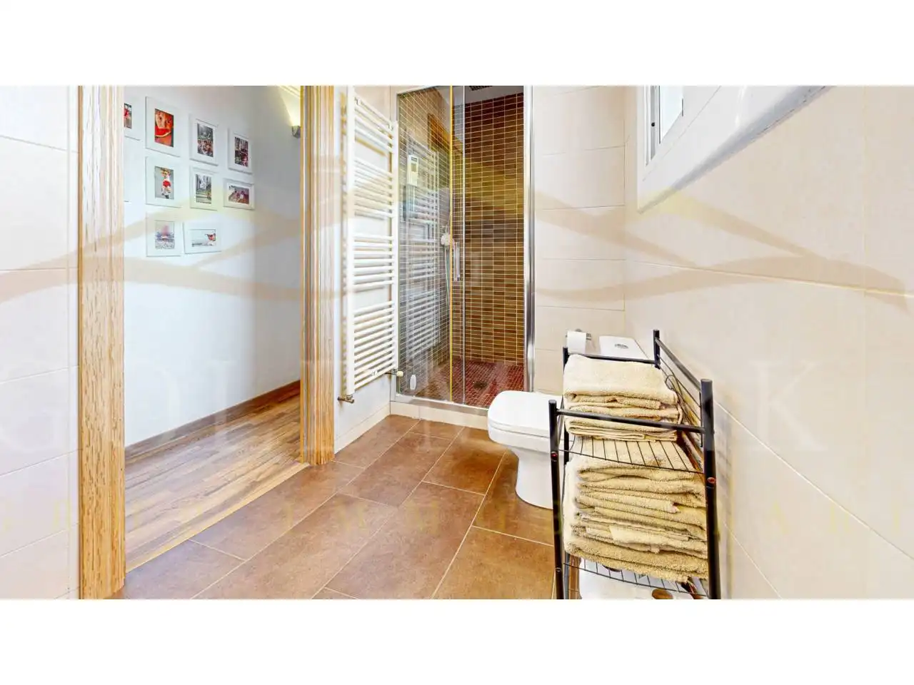 Baño de Piso en venta en Sant Vicenç Dels Horts con Aire acondicionado, Calefacción y Parquet