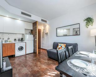 Exterior view of Flat to rent in  Madrid Capital  with Air Conditioner