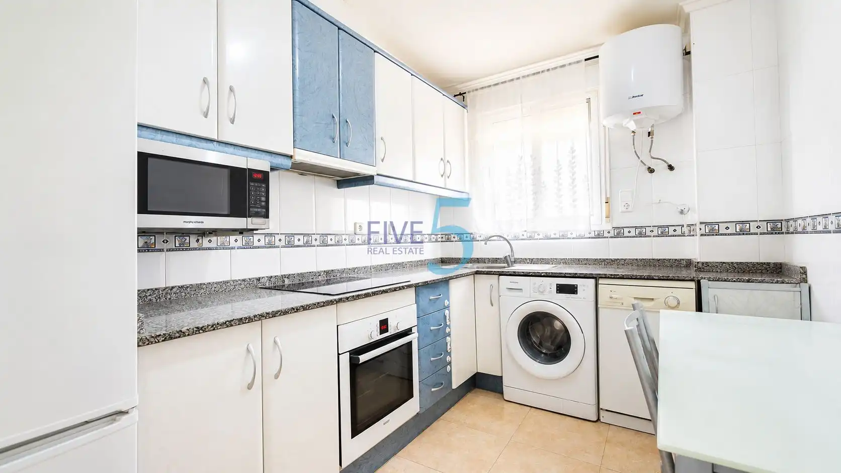 Cocina de Piso en venta en Orihuela con Terraza y Balcón