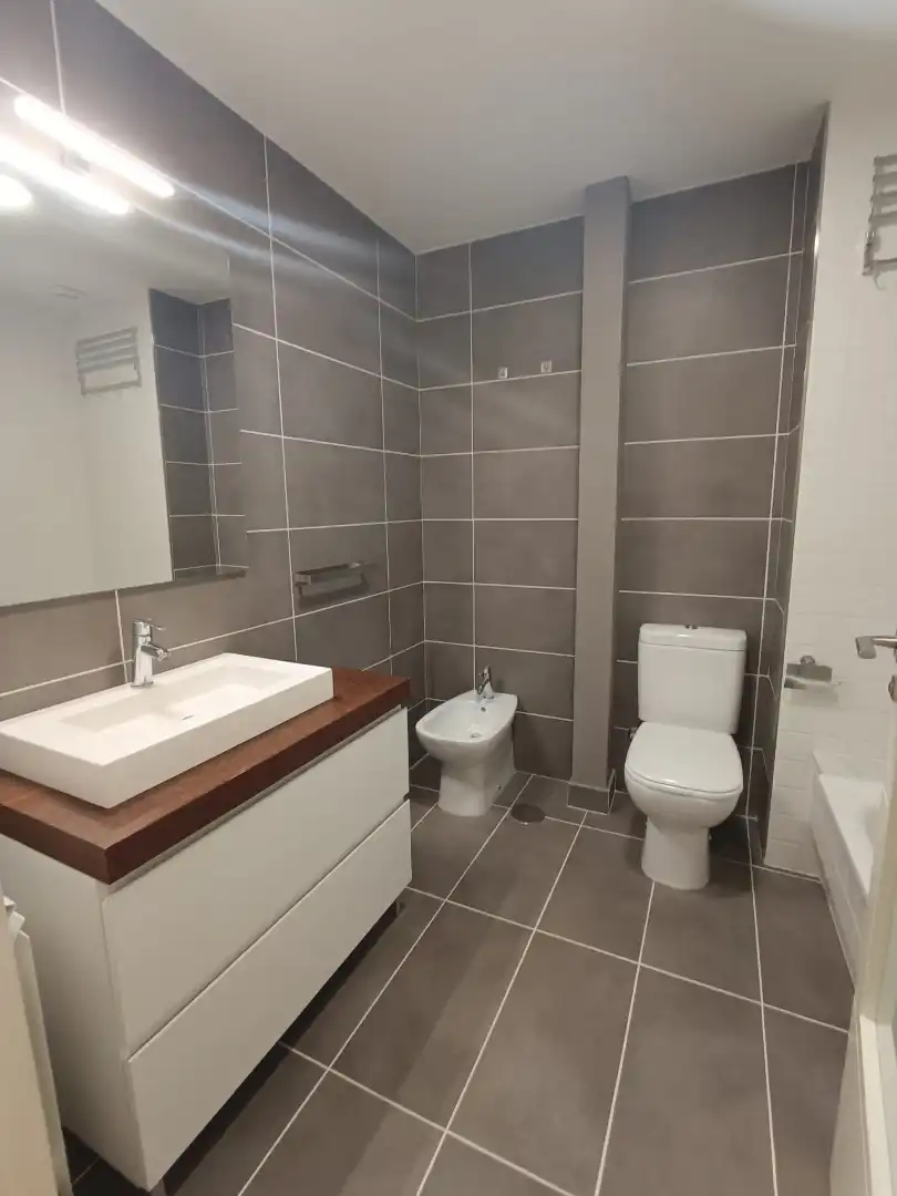 Baño de Piso en venta en Pontevedra Capital  con Calefacción, Horno y Microondas