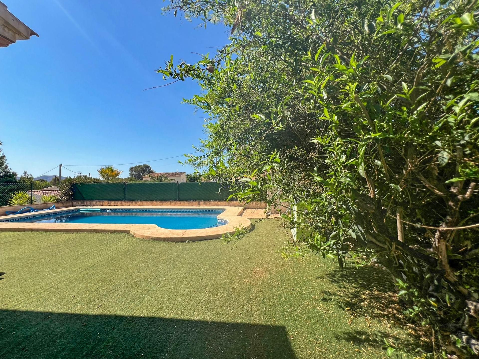 Swimming pool of House or chalet for sale in La Nucia  with Air Conditioner, Heating and Private garden