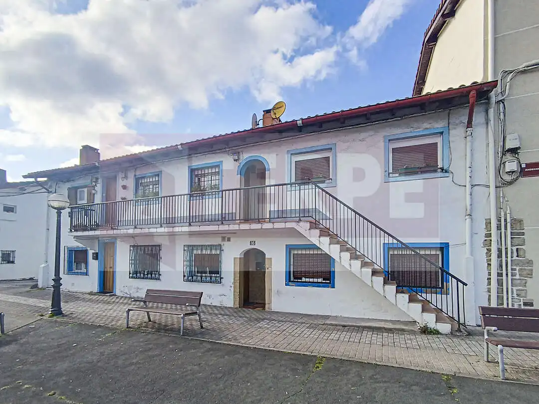 Vista exterior de Pis en venda en Irun 