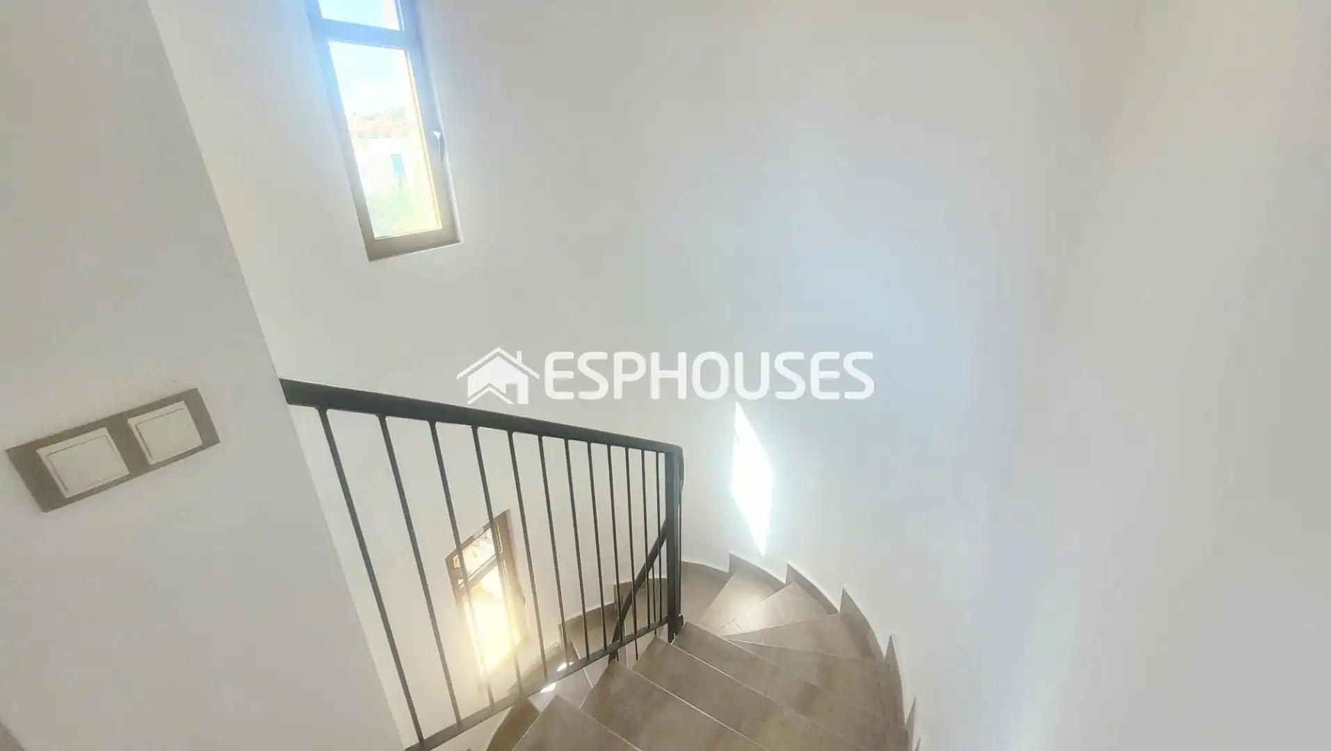 Houses for sale in Finestrat  with Storage room, Swimming Pool and Balcony