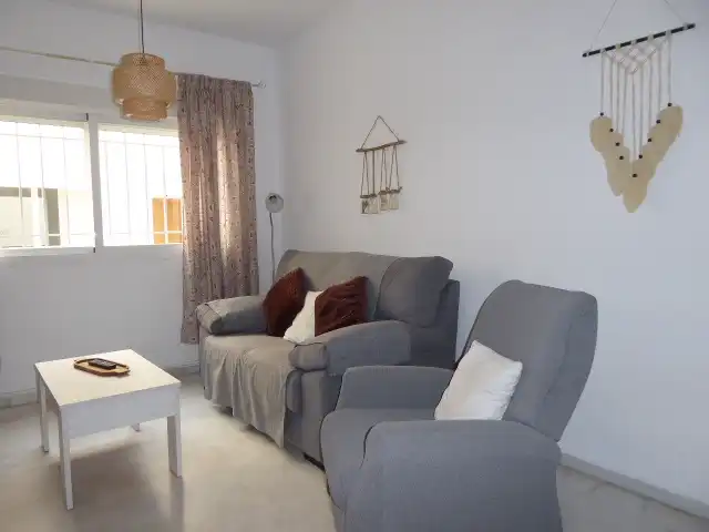 Wohnzimmer von Wohnungen zur Miete in Málaga mit Klimaanlage, Abstellraum und Möbliert