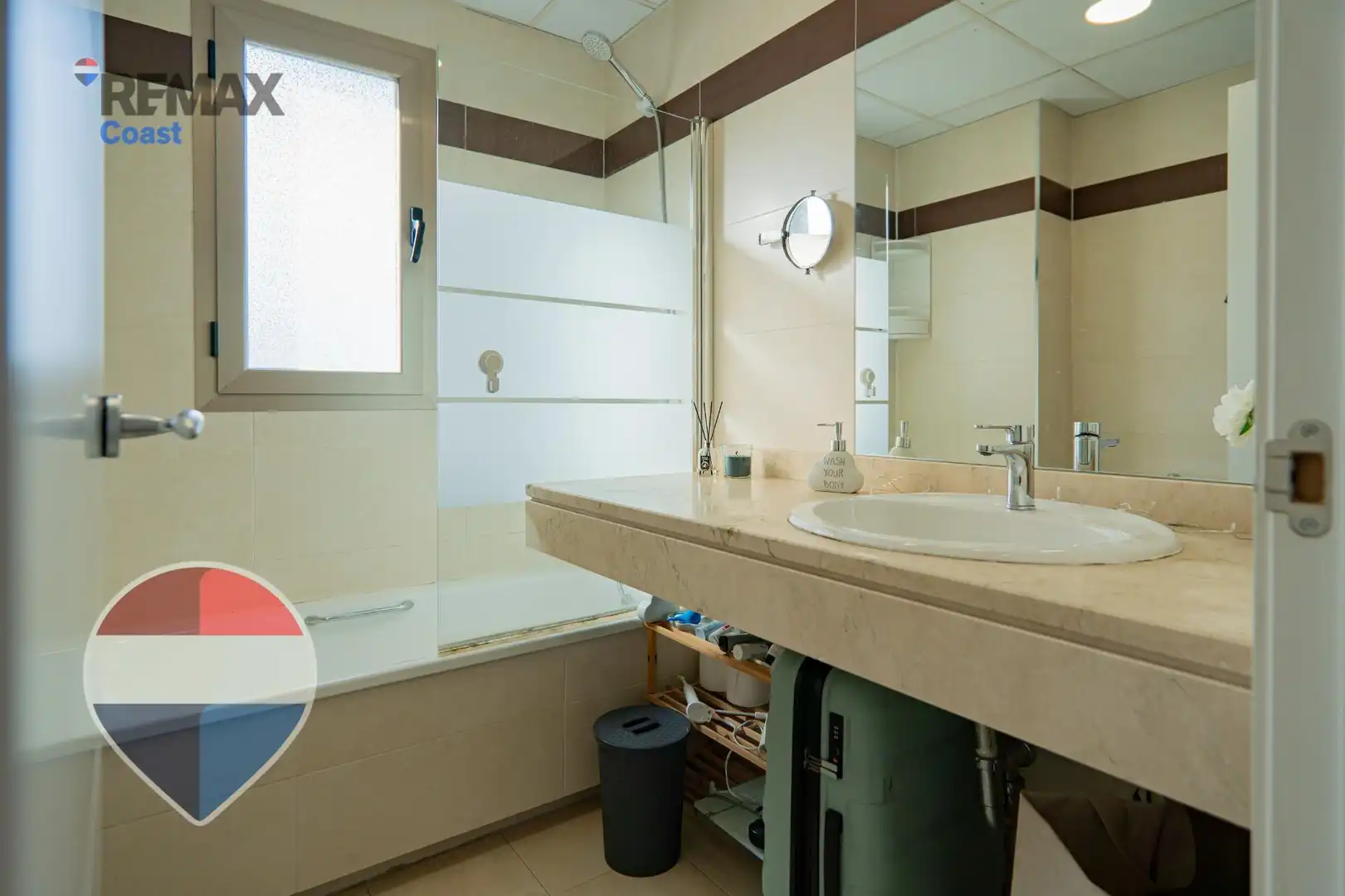 Baño de Piso en venta en Málaga con Aire acondicionado, Calefacción y Jardín privado
