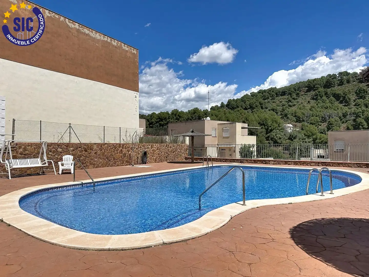 Piscina de Casa adosada en venta en Serra con Jardín privado, Terraza y Piscina comunitaria