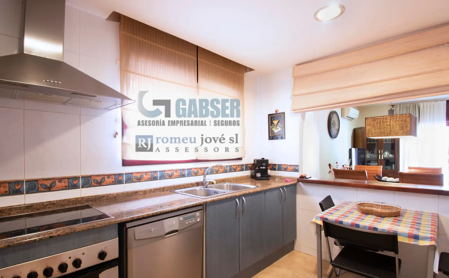 Cocina de Casa o chalet en venta en Cervià de Les Garrigues con Aire acondicionado, Calefacción y Terraza